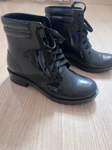 Bota Petite Jolie