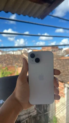 iPhone 15 128