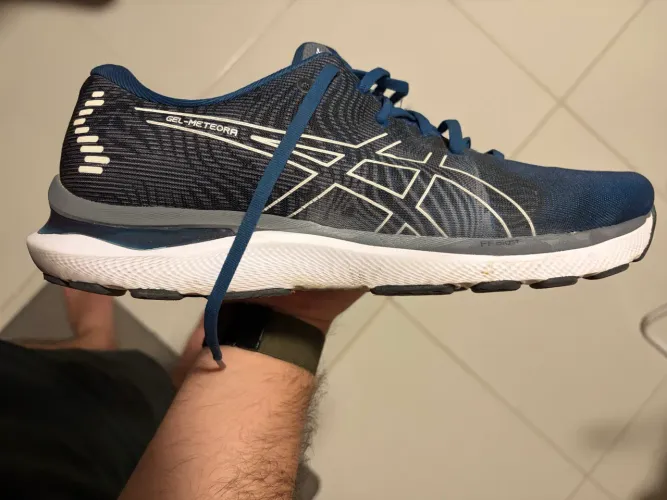 Tênis Asics Gel-Meteora 42