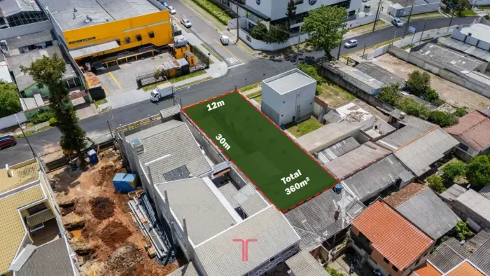 Terreno a venda no Bairro Fazendinha