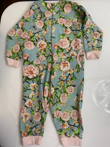 Pijama infantil floral rosa quentinho