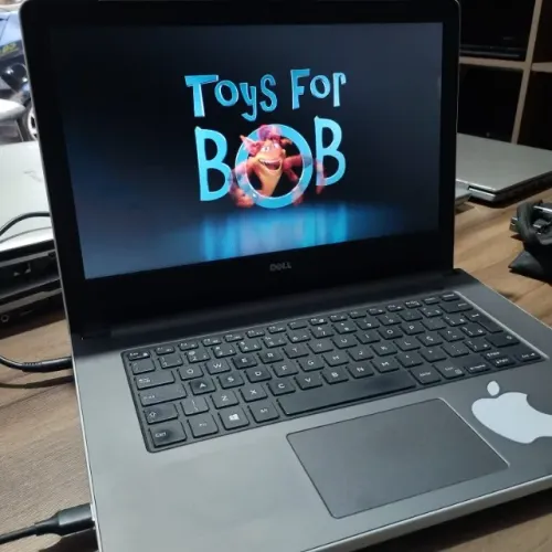 Notebook dell i5 5th com 16 de ram e video integrado (conservado)