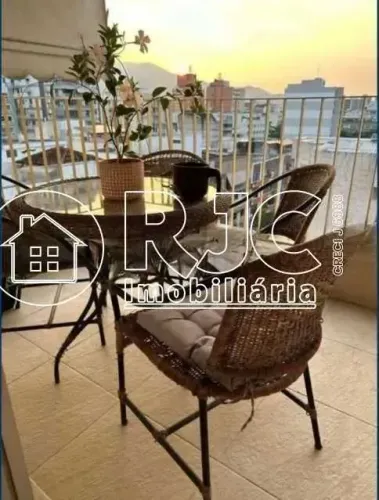 Imóvel para venda possui 126 metros quadrados com 3 quartos em Tijuca - Rio de Janeiro - R