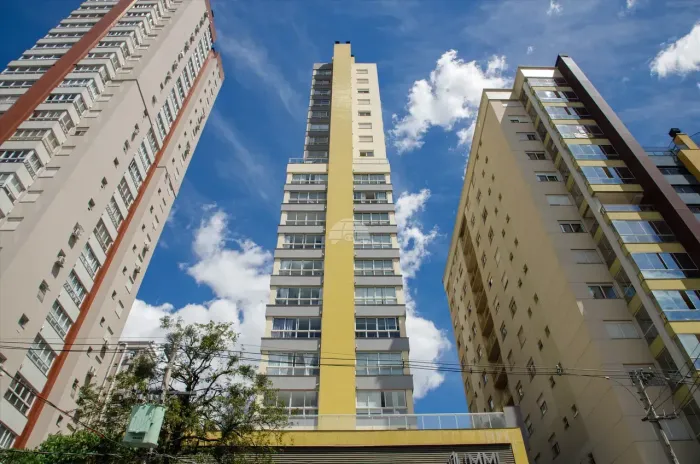 Apartamento Residencial para Venda no Bairro Centro