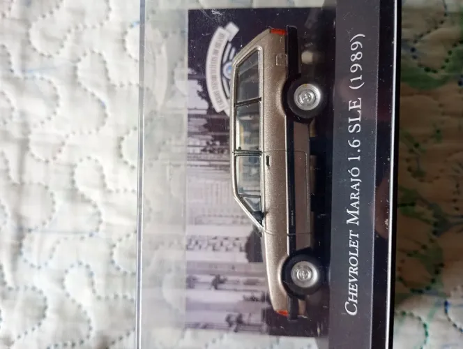 Miniatura Chevrolet Chevette Marajó.