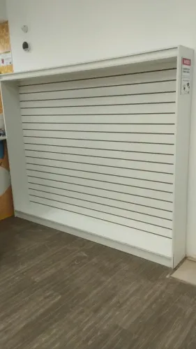 Móveis expositores de roupa em MDF