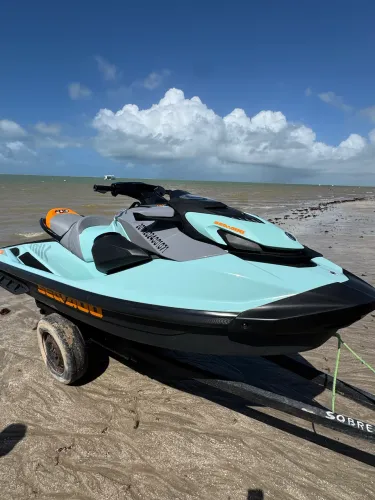 Jetski SeaDoo 170 Wake muito novo