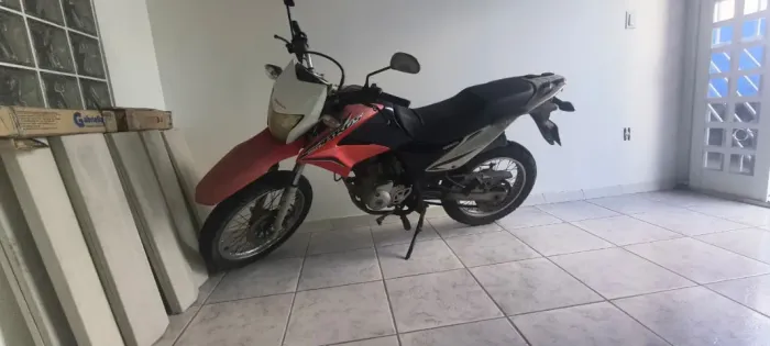 2013 Honda NXR 160 BROS seminova único dono