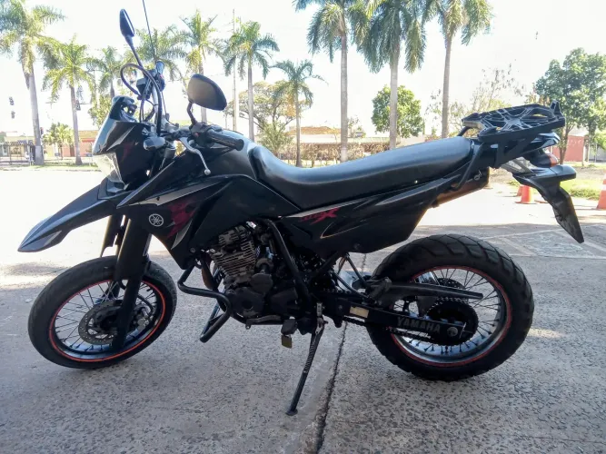 XTZ 250 X