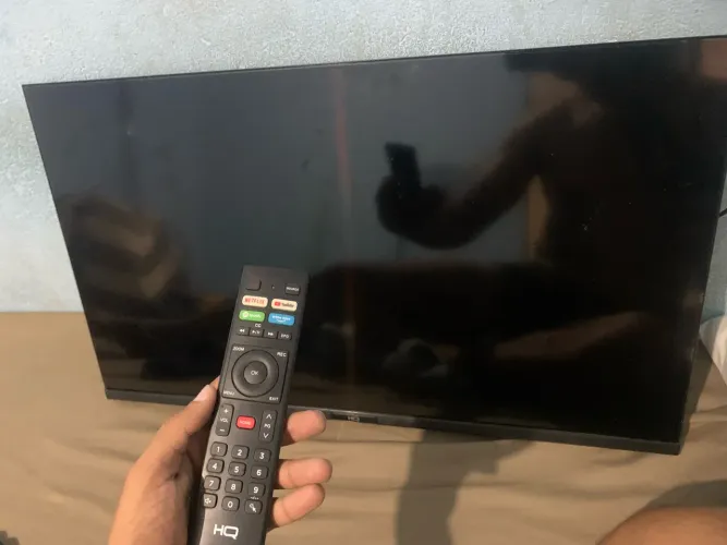 Tv smart 32 olhe a descrição