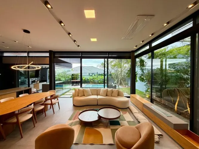 Casa à venda no Condominio Monte Carlo - Urbanova - SJC.