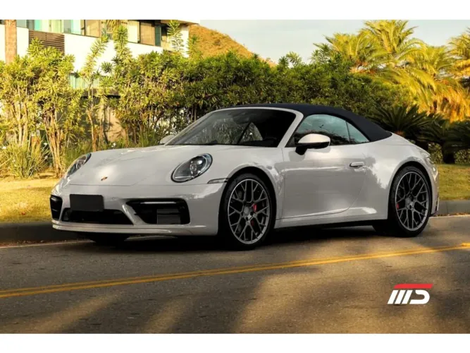 Porsche 911 Carrera 3.0 24V H6 PDK 2024