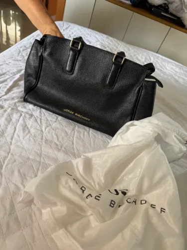 Vendo uma bolsa original nova da Jorge Bischoff.