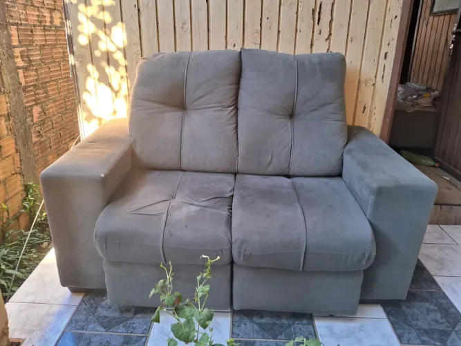 Sofá-cama Linoforte Estofados Móveis 2 lugares - cinza