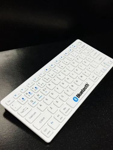 Teclado sem fio Bluetooth