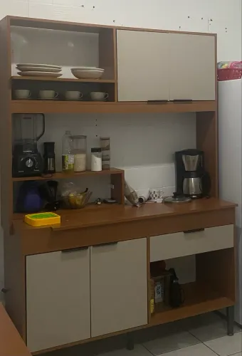 Cozinha compacta com tampo removível