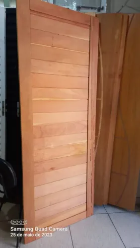 QUEIMA DE ESTOQUE!! PORTA MAÇICA DE ANGELIM REBAIXADA