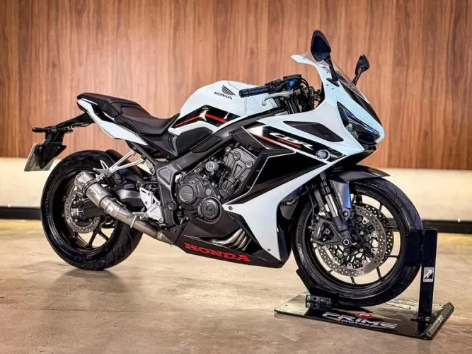 HONDA CBR 650R 2024