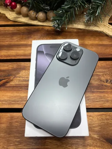 iPhone 16 pro 128 bateria 90% 11 meses de uso