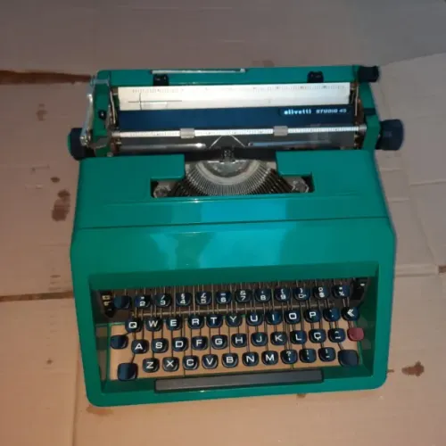 Maquina De Escrever Olivetti Studio 45 Como Nova Perfeita