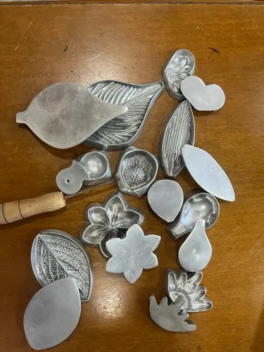 Moldes de fazer várias flores,rosas etc