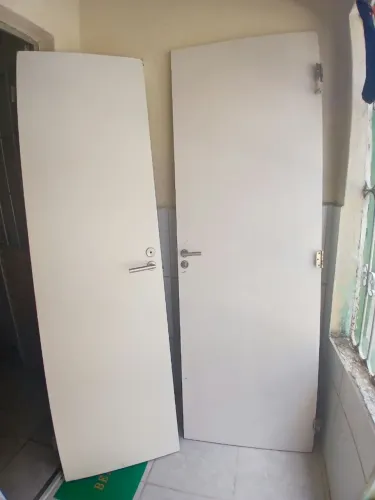 2 Portas