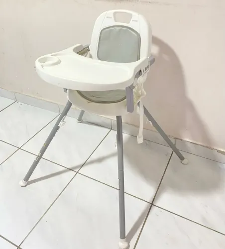 Cadeira de Alimentação 
