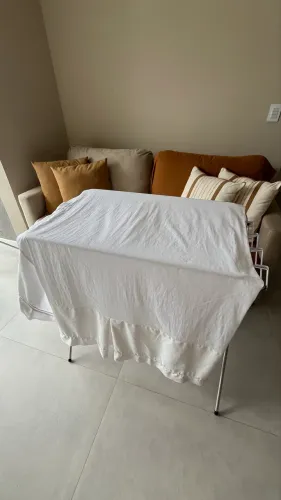 Saia para base de cama box de casal, cor branca