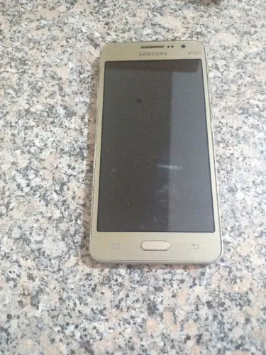 Vendo celular Samsung com defeito