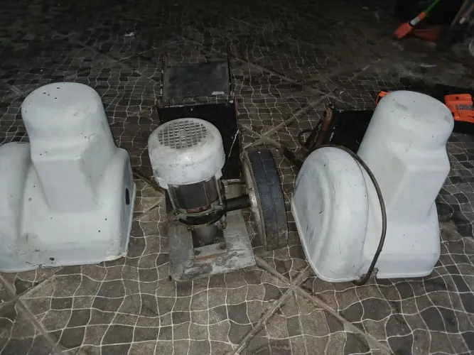 Vendo 2 Motor para portão funcionando