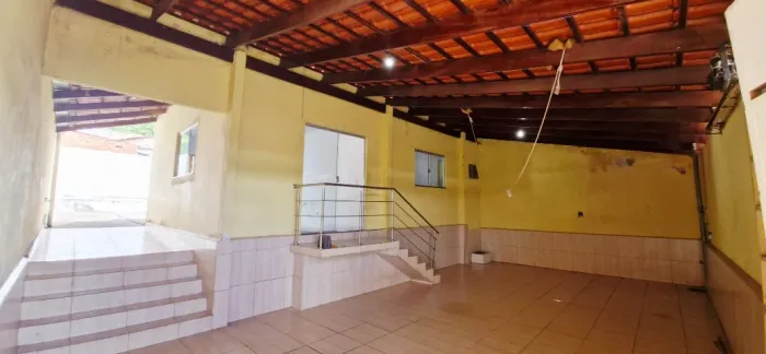 Aluga-se Casa de 2Qs em Goiânia