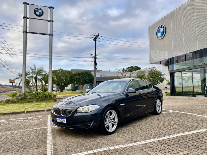 BMW 528IA 2.0 Turbo 16V 245cv 4P 2013