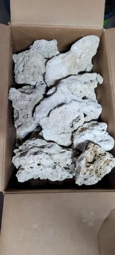 ROCHAS MORTAS DE CORAL PARA AQUARIOS MARINHOS E DE CICLÍDEOS AFRICANOS