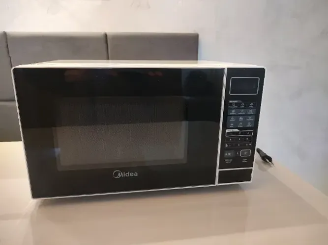 Micro-ondas 20L branco Midea
