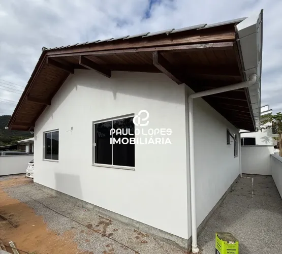 CAPRICHO! Casa nova 2 quartos em Paulo Lopes - 57m² - Areias