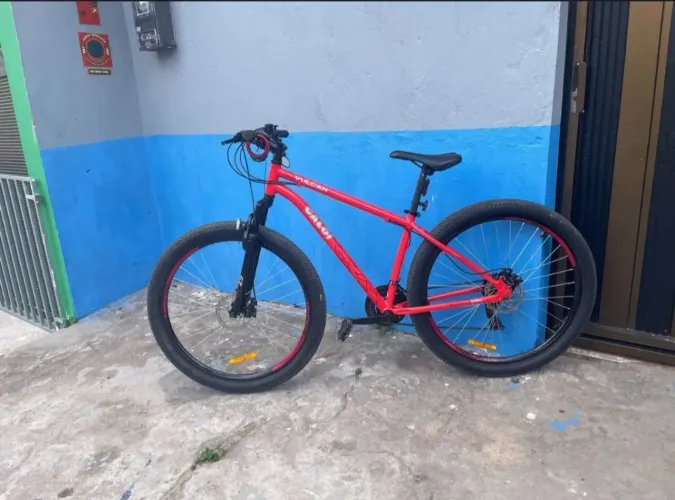 Bicicleta aro 29 vermelha