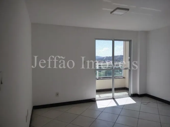 Imóvel para aluguel tem 87 metros quadrados com 3 quartos