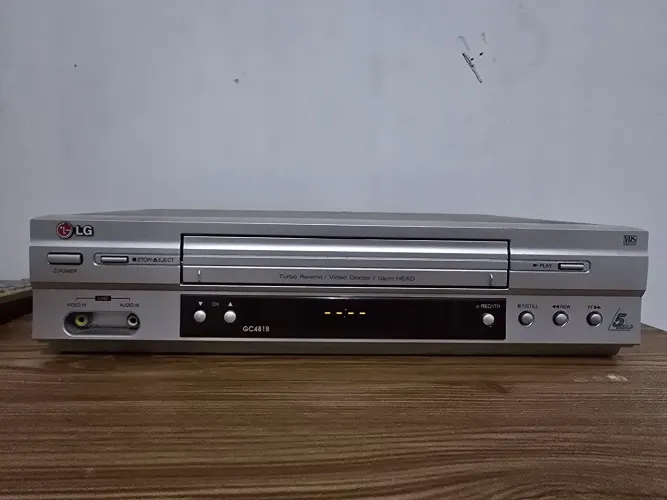 Vídeo Cassete LG