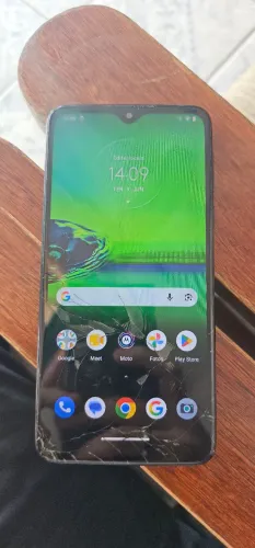 Moto g8 play