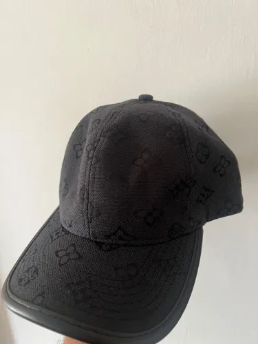 Boné Louis Vuitton