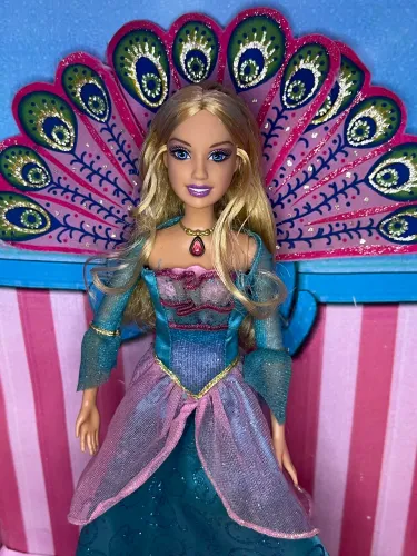 Barbie Rosella Princesa da Ilha