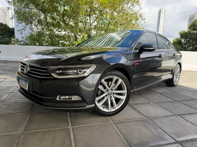 Volkswagen Passat Highline 2.0 TSI 220cv Tip. 2019