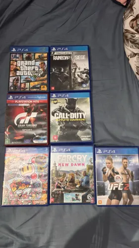 Vende-se PS4 Play 4 500GB mais jogos