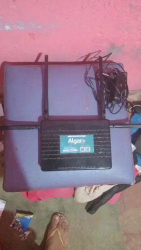 Modem da algar, tem um mês de uso
