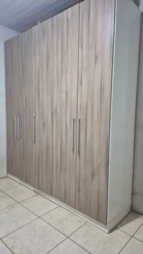 Guarda-roupa 5 portas