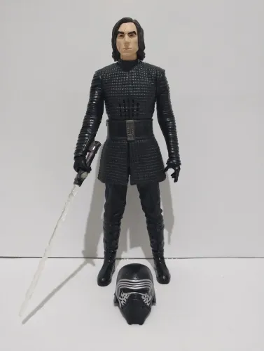 Star Wars Kylo Ren Eletrônico 30 cm