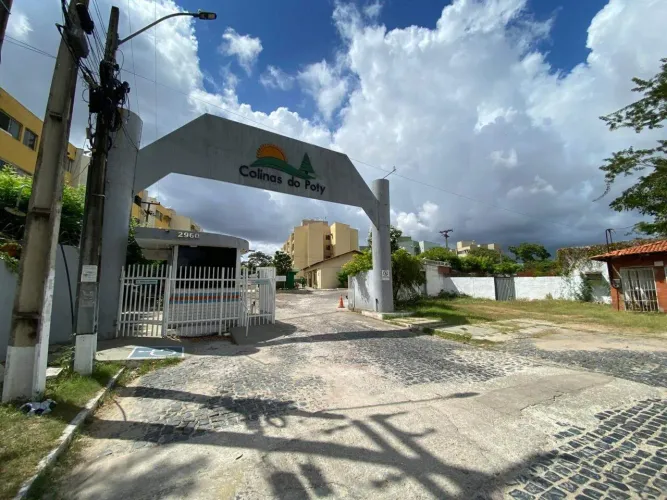 Apartamento para Aluguel  Condomínio Colinas do Poty