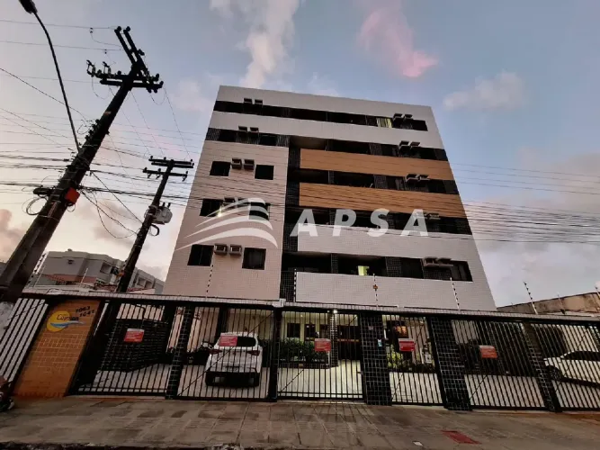 EDIFÍCIO CAYMAN. CONFORTO, PRATICIDADE E EXCELENTE APARTAMENTO NO BAIRRO DO PINHEIRO. O IM