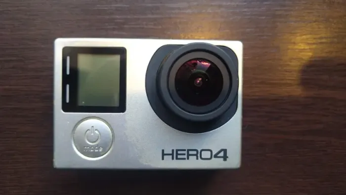 Kit GoPro Hero 4 com 4 Baterias + Carregador Duplo + Super Kit Acessórios