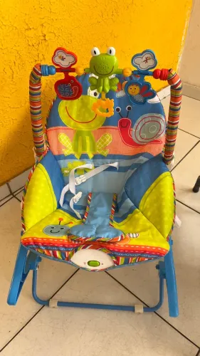 Cadeira de descanso vibratória 